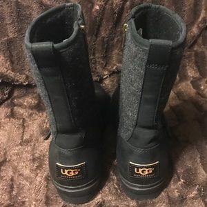 ugg robbie boot